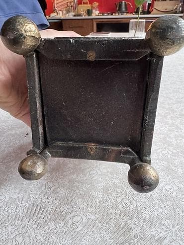 ritual samlar: Gedimi antikvariant fransa istehsali Döküm metal şamdan/fənər – — 4