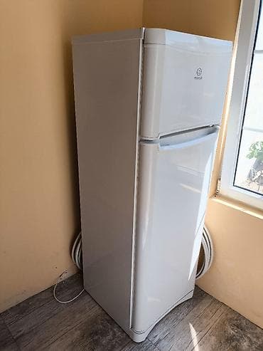 ssd satilir: İşlənmiş 2 qapılı Indesit Soyuducu Satılır, rəng - Ağ — 2