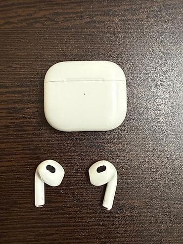 Apple AirPods (3-cü nəsil) - Model: A2565 (qulaqcıqlar), A2566 lalafo.az -da Apple AirPods (3-cü nəsil) - Model: A2565 (qulaqcıqlar), A2566