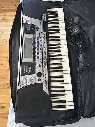 roland em 2000: Yamaha PSR-550 arranger klarnet/klaviatura - 61 klaviş, toxunmaya — 1