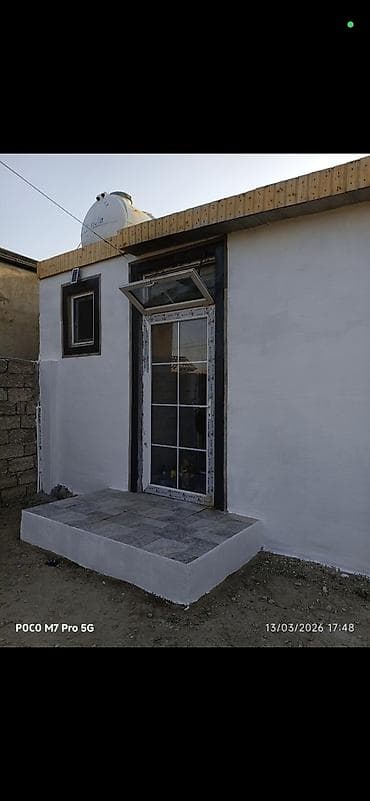 ev: 2 otaqli 48 kv internet ve ev telefon var Bine savxozda esyali — 2