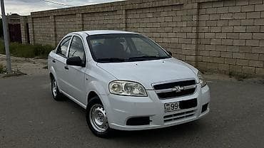 kia cerato 2008: Chevrolet Aveo: 1.4 l | 2011 il 215489 km Sedan — 2