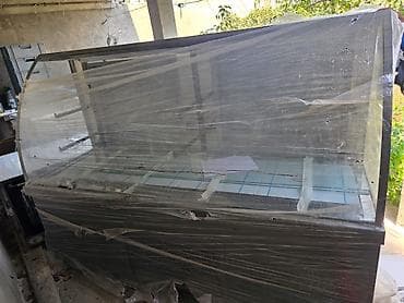 masa kafe: Peşəkar çörəkbişirmə və qənnadı avadanlıqları dəsti Tərkib: - Vitrin — 9