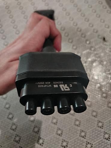 Su nəqliyyatı: Ford NEMA 14-50 adapter kabeli – Mach‑E və F‑150 Lightning üçün Ford — 4