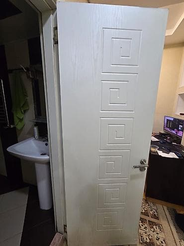 mdf material: Qapilar satilir 3 ededi 2 si zedeli 1 denesi tezedi zedesi yoxdu — 3