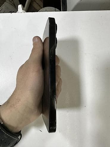 ipad mini 3: IPhone 14 Pro, 256 GB, Space Gray, Face ID — 3