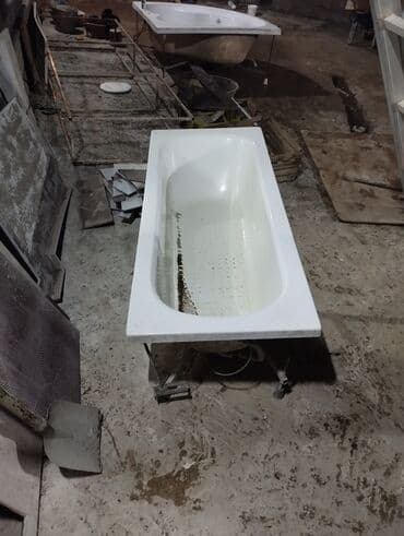 Akril vannа – klassik düzbucaqlı model Xüsusiyyətlər: - Material