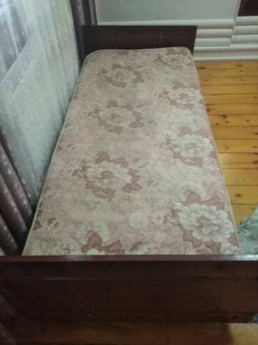 Bitkilər: İşlənmiş, Təknəfərlik çarpayı — 1