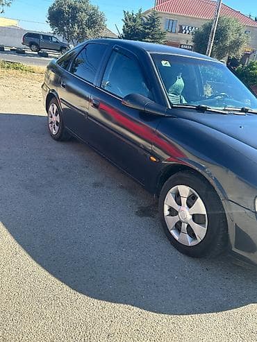 e motor: Opel Vectra: 2 l | 1996 il 20000 km Hetçbek — 8