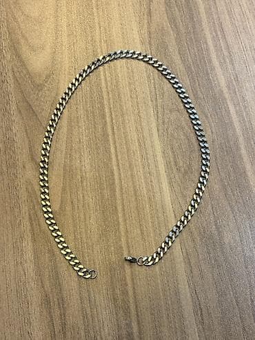 Kişi üçün zəncir boyunbağı
Paslanmaz polad