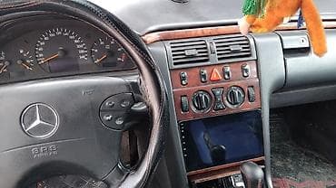 mersedes beyni: Mercedes-Benz E-Class: 2.2 l | 2000 il Sedan — 7