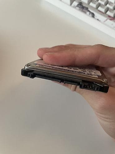 hard disk satilir: Hard disk, 320gb — 2