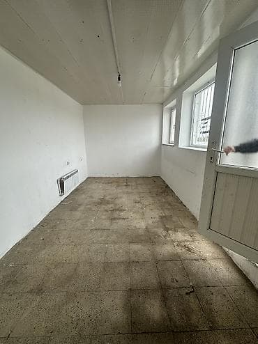 əmlak: İcarəyə obyekt – küçəyə vitrinli, restavrana, ofisə, xidmət sahəsinə — 5