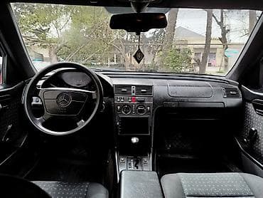 mercedes s 500: Mercedes-Benz C-Class: 1.8 l | 1996 il Sedan — 5