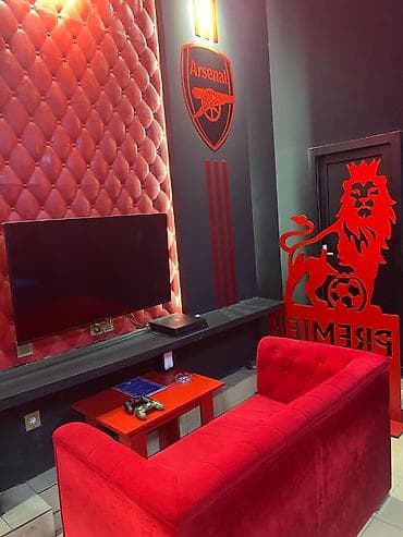 Divanlar: Divan, Açılmayan, Bazasız, Vеlur parça, Çatdırılma yoxdur — 2