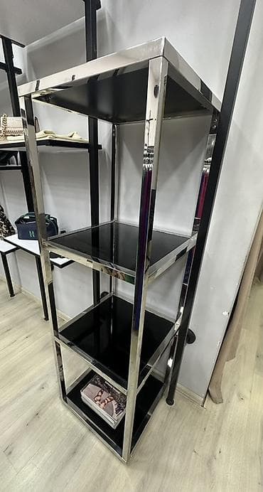 Təcili. Mağazanın bağlanması ilə əlaqədar olaraq 5 ədəd qadın