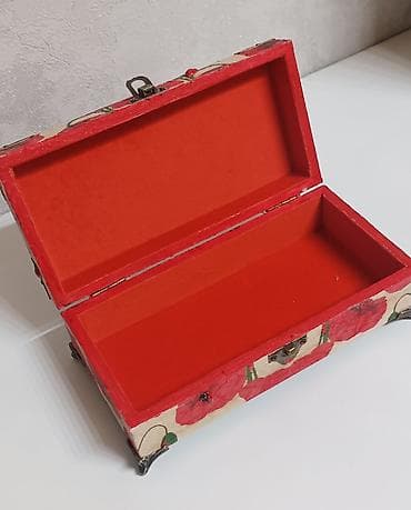 dini sekiller profil ucun: Taxta zərgərlik/qutu - Material: möhkəm taxta korpus, metal menteşə — 2