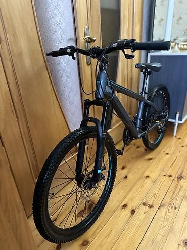 velosiled: Brend BMX Markasıdır.Cəmi 1 ay istifadə olunubdur təkərlərin hər ikisi — 4