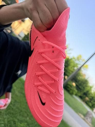 Məhsul: Futbol butsası, yüksək boğazlı model Brend: Nike (logolu) — 5