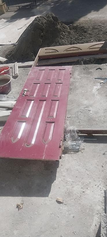 qapi pencere modelleri: Mənzil üçün İşlənmiş Giriş qapısı Petlə ilə, Zəmanətsiz, Ünvandan götürmə — 1