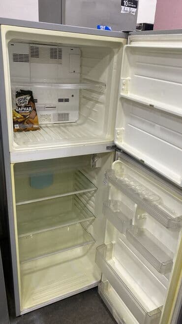 Мясорубки: 2 двери Sharp Холодильник Продажа, цвет - Серебристый — 2