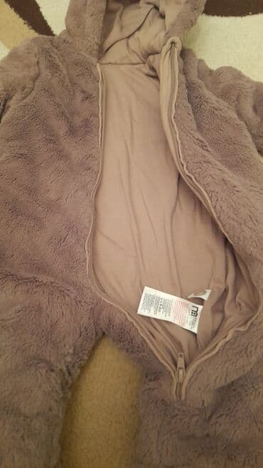 детские флисовые комбинезоны: Uşaq Şubası (6-9 ay )Mothercare den alınıb,çox az istifadə — 1