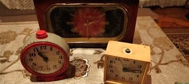 Ev saatları: Masaüstü saatlar, Mexaniki, Saniyə əqrəbi — 2