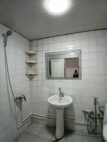 neftciler kiraye ev: Nizami rayonu,Nefçilr metrosu yaxınlığında,Lotos ticarət mərkəzi ilə — 8