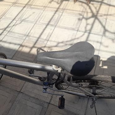 Şəhər velosipedi – 28" təkərli, yüngül metal gövdə - Rəng: boz -