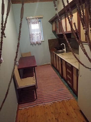 Mastaga karvan restoranin 900m icerde adelni heyet evi kiraye verilir