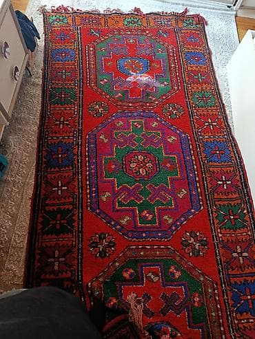 az dili 7: Əl toxuması xalça - Naxış: İki böyük səkkizbucaqlı medalyonlu — 3