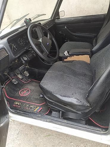 sepli traktor satisi: VAZ (LADA) 2107: 1.6 l | 2001 il 45464 km Sedan — 3