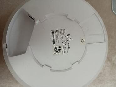 ekran 82 per page 40: Ubiquiti UniFi UAP‑AC‑LR – daxili Wi‑Fi Access Point Xüsusiyyətlər: - — 3