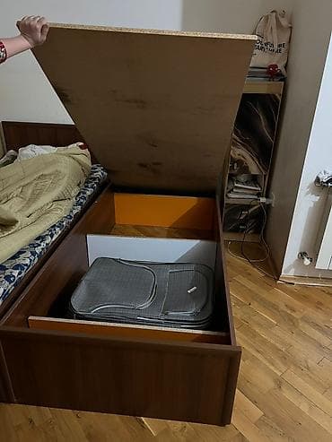 Çarpayılar: Təknəfərlik çarpayı, Bazalı, Matras ilə, Siyirməsiz — 3