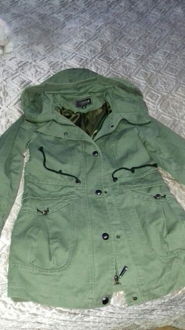 sumqayitda qadin ucun is elanlari: Vetrovka kurtka, Setre, S — 9