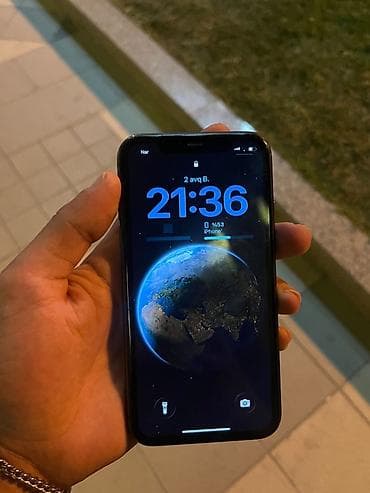 windows 10 pro: IPhone 11, 128 GB, Jet Black, Face ID, Qırıq, Simsiz şarj — 1