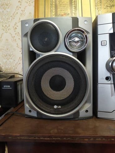 шнековая соковыжималка баку: Musiqi mərkəzi "LG". İşlənmişdir.İdeal vəziyyətdədir. Qiymət — 2