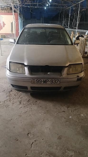 Motonəqliyyat: Volkswagen Bora: 2 l | 2000 il Sedan — 1