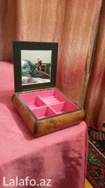 pul yığmaq üçün qab: Mücrü — 2