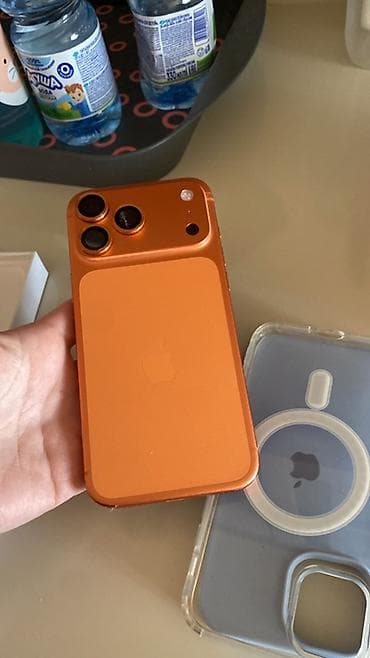 ipad 2 ikinci el: Iphone 17 pro max narinci. Yatdawi 256 GB. Arxa kamera qoruyucularini — 1