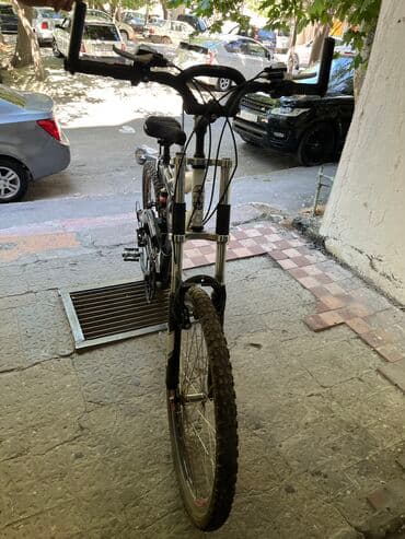 cube velosiped baku: İşlənmiş Şəhər velosipedi 26", sürətlərin sayı: 32, Ödənişli çatdırılma — 4