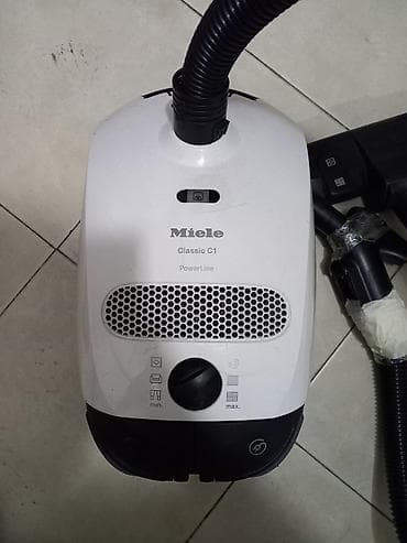 lenyes classic set: Miele Classic C1 PowerLine torbalı tozsoran - Güclü və səmərəli — 1