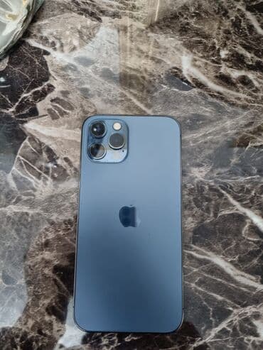 baş qırxan: IPhone 12 Pro, Pacific Blue, Face ID — 1