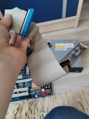 en ucuz apple macbook air: Ana Platası ASRock ddr2, İşlənmiş — 5