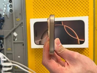 xirdalan ats: IPhone 16 Pro, 256 GB, Qızılı, Face ID — 5