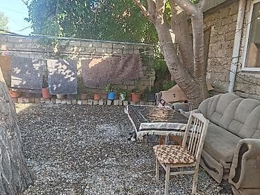 bine qesebesi ev: TƏCİLİ SATILIR 4OTAQLI 35000 - Daş hasarlı, bağlı həyət. 4otaqlı — 3