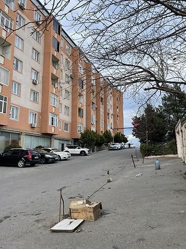 Аренда гаража: Təcili abyekt satılır cox əlverişli yerdə hundur merteblei yaşayış — 2