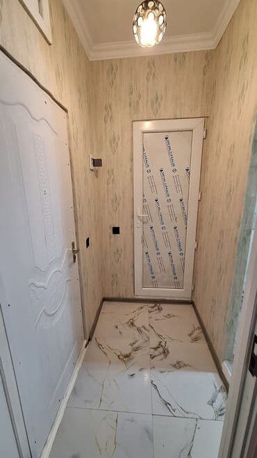 продажа недвижимости в баку: Баку, 3-ий микрорайон, 1 комната, Вторичка, м. Мемар Аджеми, 35 м² — 12