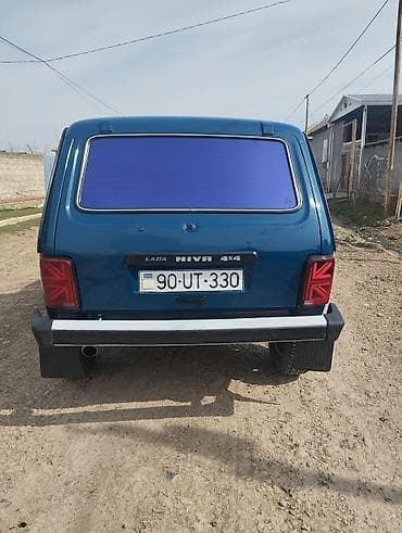 aftamabilər: VAZ (LADA) 4x4 Niva: 1.7 l | 2014 il 155685 km Ofrouder/SUV — 8