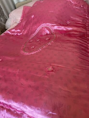 Yataq üçün rəng - Çəhrayı Yataq örtüyü lalafo.az -da Yataq üçün rəng - Çəhrayı Yataq örtüyü